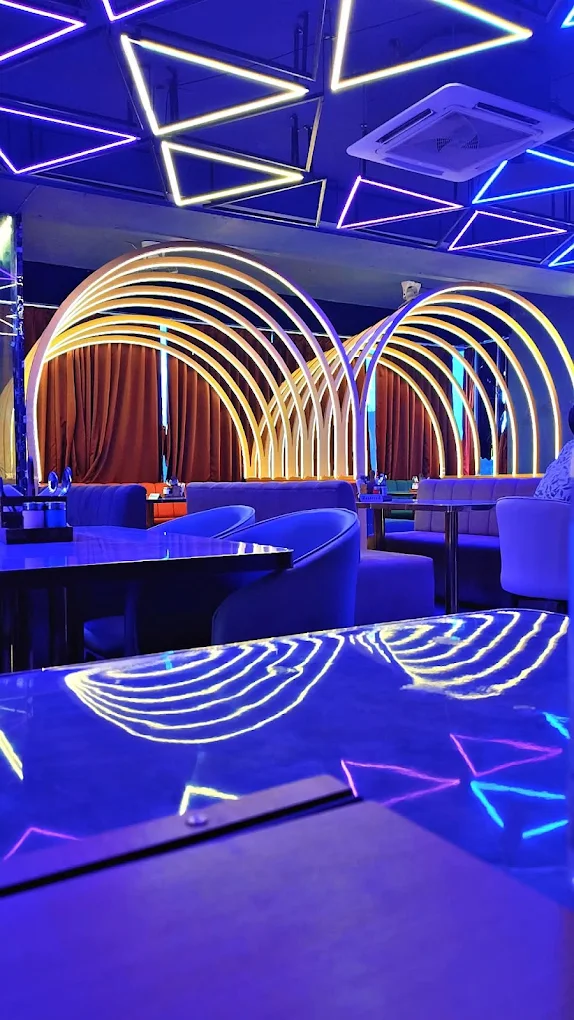 Nightclub ambience - BTS DISC 2.0 Patna